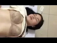 คลิปหลุด สาวใหญ่ขาวเนียนหนีผัวมาให้ชู้เย็ดที่ห้องก่อนโดนถ่ายคลิปเก็บไว้เย็ดต่อ